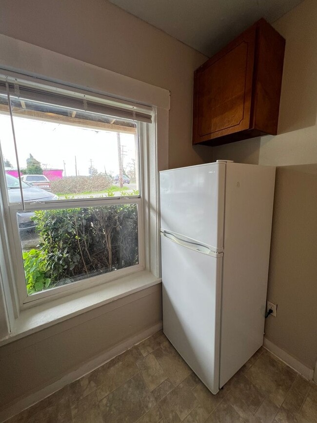 Building Photo - 93754