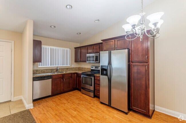 2HAB, 2BA - 895 ft² - El Palacio *$500 Off*