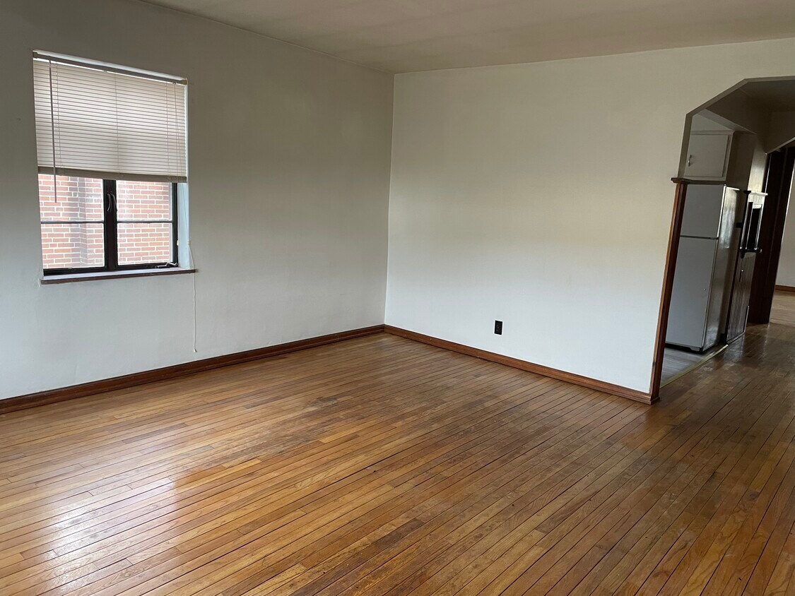 4542 Linden Ave Unit 3, Norwood, OH 45212 Apartments in Norwood, OH