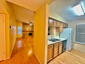 Building Photo - 10555 Turtlewood Ct