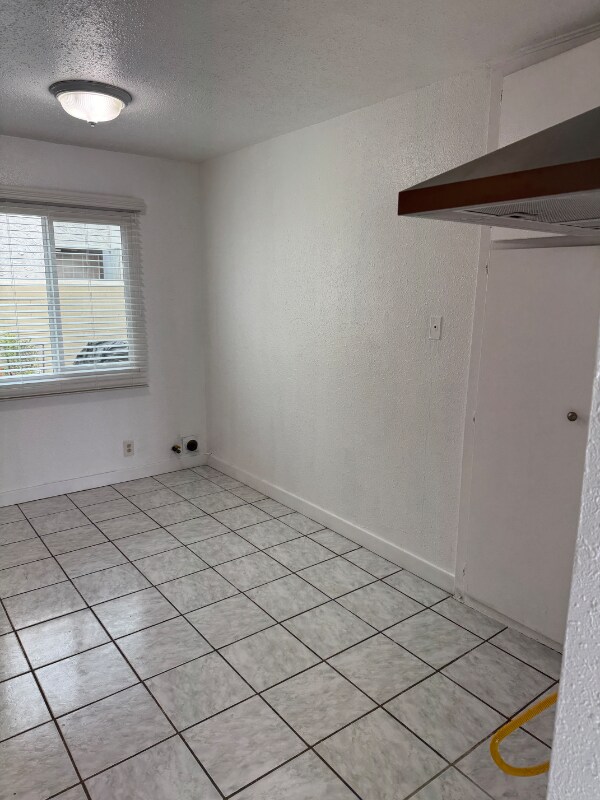 Foto del edificio - 8729 Lyndora St