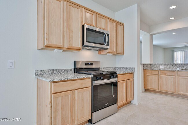 Building Photo - 7166 W Bent Tree Dr