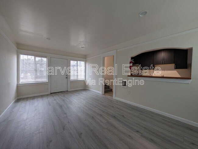 Building Photo - 3949 Angelo Ave