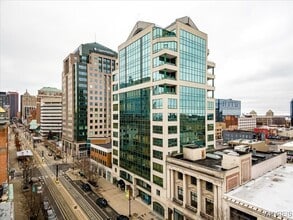Building Photo - 610 Main St