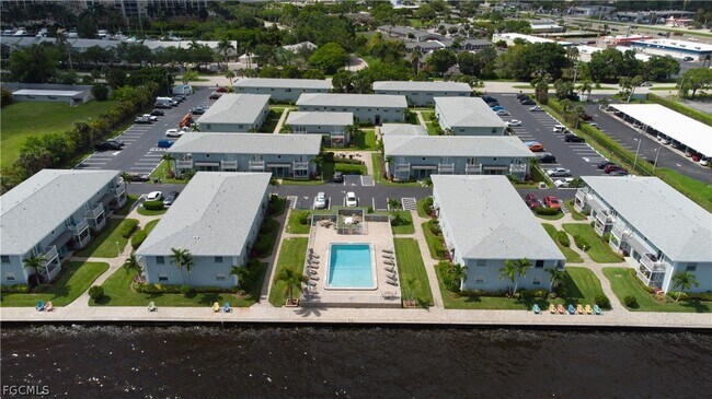 Building Photo - 3324 N Key Dr