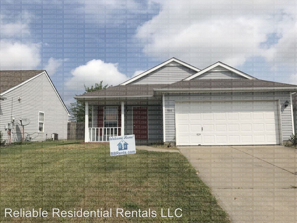 Foto principal - 3 br, 2 bath House - 966 Hathaway Drive,