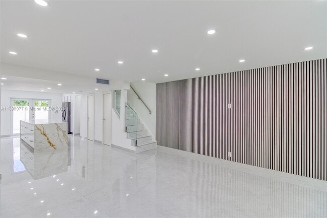 Foto del edificio - 5235 SW 40th Ave