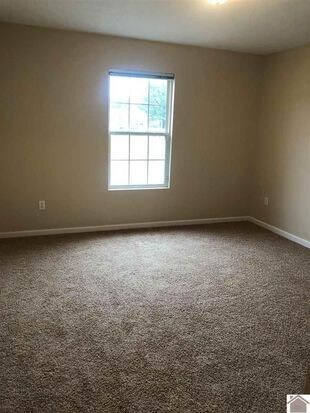 Foto del edificio - 94 Churchhill, Benton, KY 42025