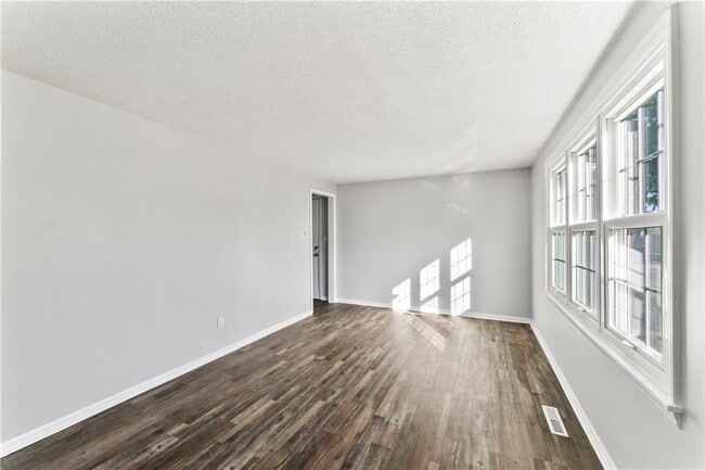 Foto del edificio - 7036 Hunter St