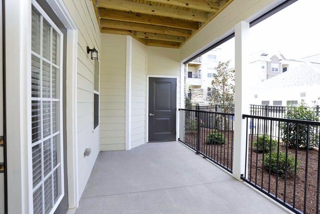 Building Photo - Arbors at Fort Mill