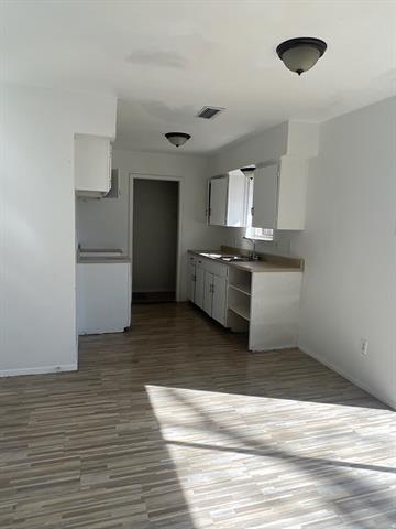 Building Photo - 1112 Ridgewood Ln
