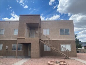 Building Photo - 1662 N Lamont St