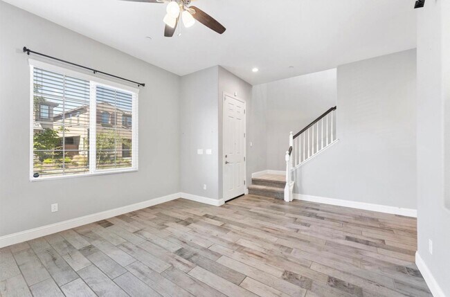 Building Photo - North Natomas 3 Bedroom with Loft attached...