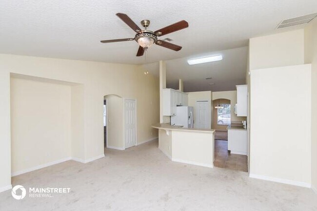 Foto del edificio - 5690 CINNAMON FERN BLVD, COCOA, FL 32927