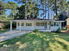 Building Photo - 1371 Stoneham Ct