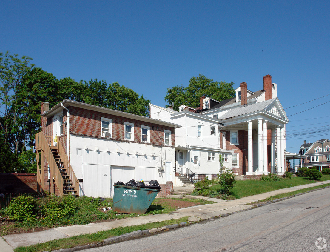 Building Photo - 1212 Dekalb St