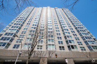 Building Photo - 720 W Gordon Terrace