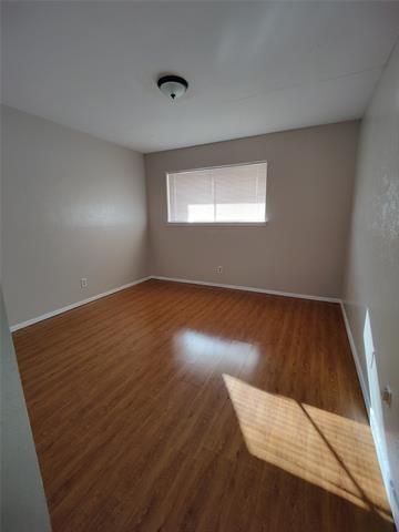 Building Photo - 355 Valley Park Dr