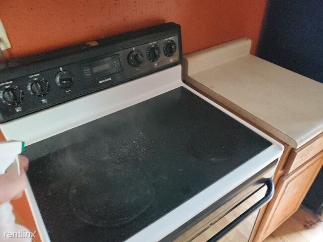 Foto del edificio - 3 br, 2 bath House - 125 Lincoln St