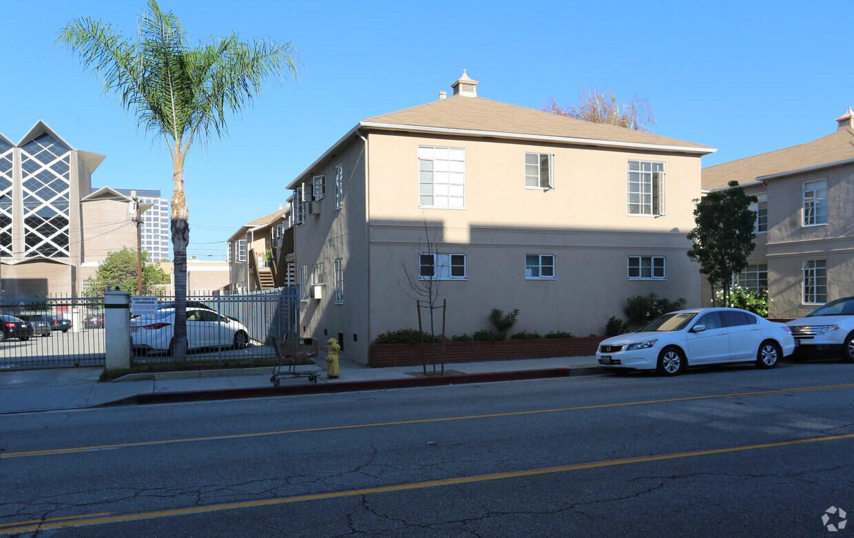 Foto del edificio - 123-129 N Jackson St