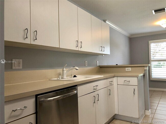 Building Photo - 2279 NW 170th Ave