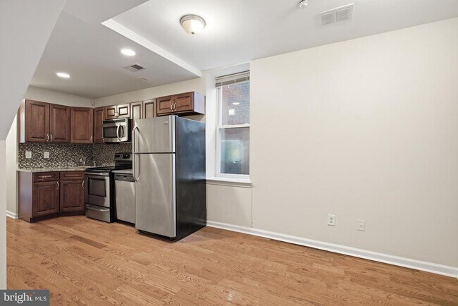 Foto del edificio - 2238 N Park Ave