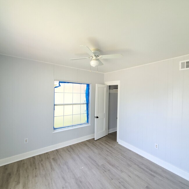 Foto del edificio - 1735 25th St S