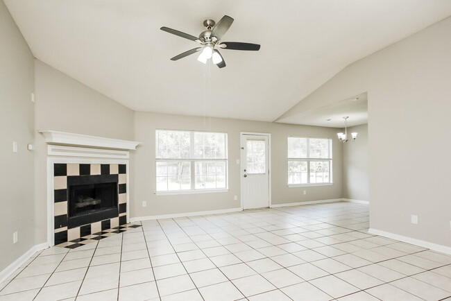 Building Photo - 4471 Bishop Hills Dr