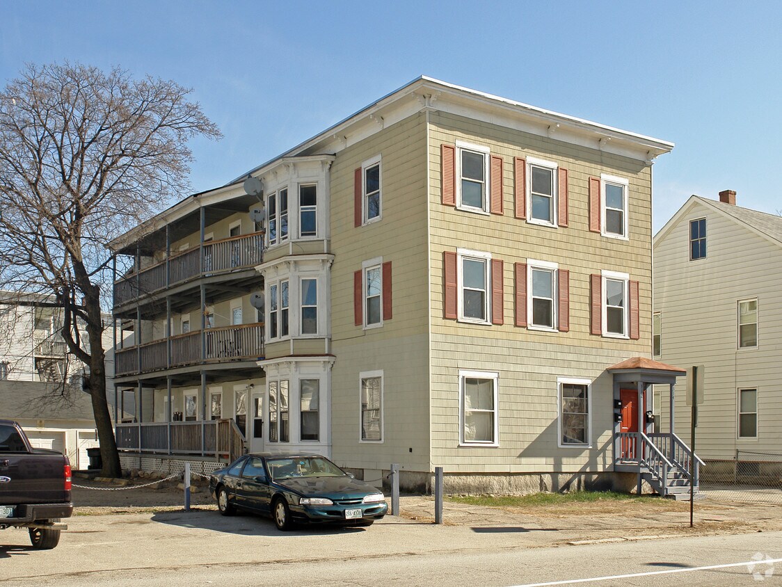 Building Photo - 312-314 Lake Ave