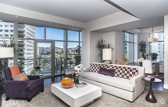 Building Photo - 10776 Wilshire Blvd