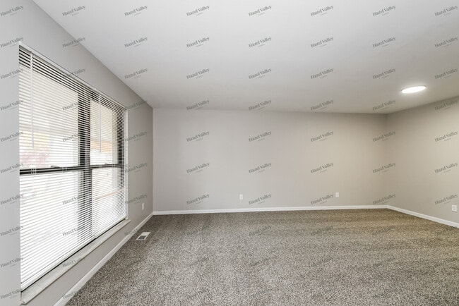 Building Photo - 3550 Rue De Renard