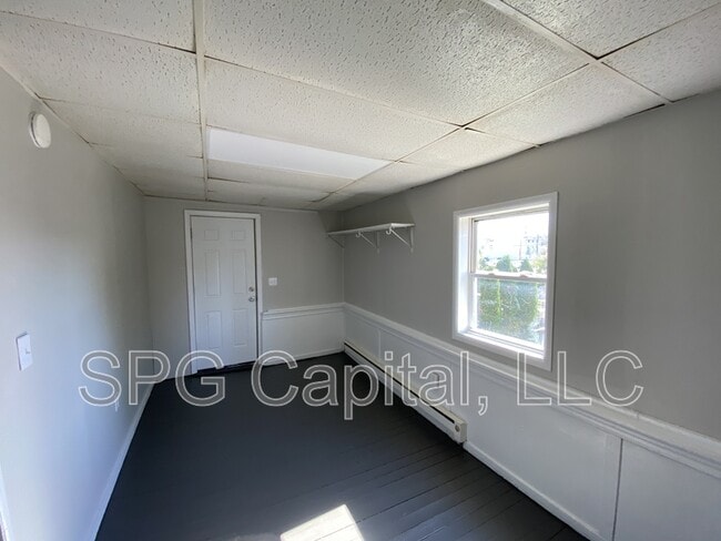 Building Photo - 62 W North St