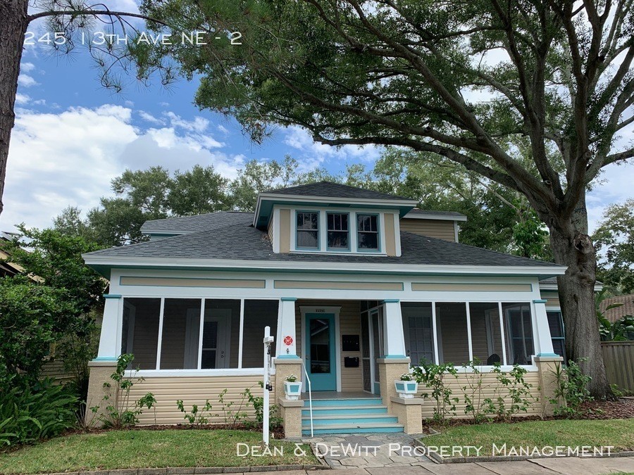 Primary Photo - Heart of Old NE 1/1 w/Screened Porch