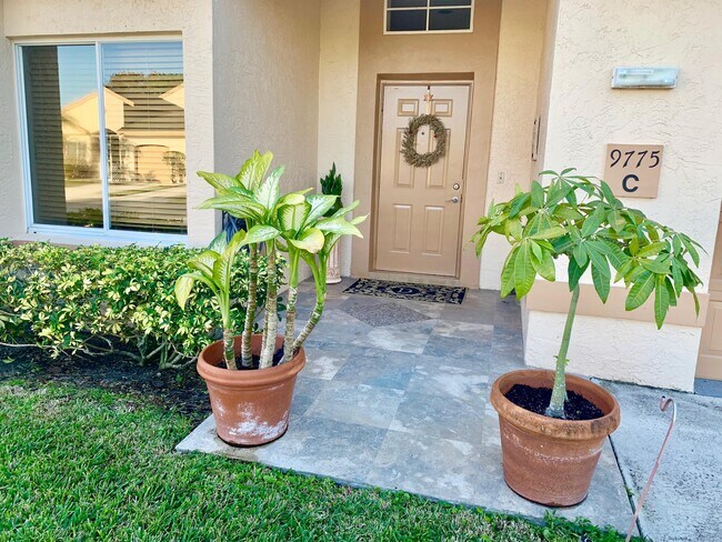 Building Photo - 9775 Boca Gardens Cir N