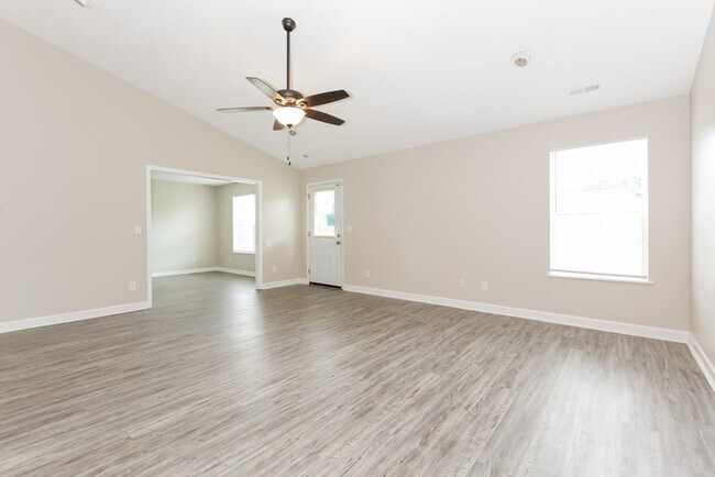 Building Photo - 152 Perigon Ct