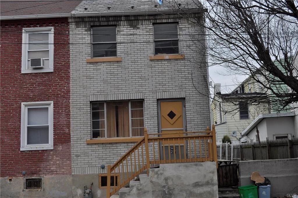 Primary Photo - 27 Liberty St