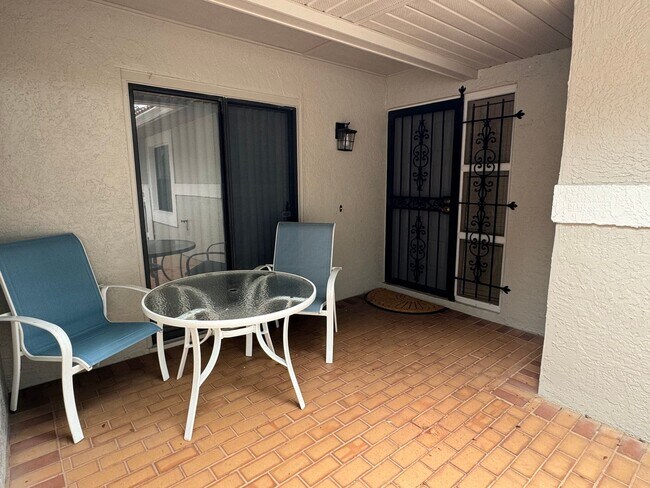 Foto del edificio - COMING SOON!! Highly Desirable DR PHILLIPS 3 bedroom 2 bath townhome with double car garage