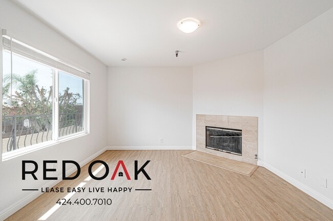 Building Photo - 12903 Roselle Ave