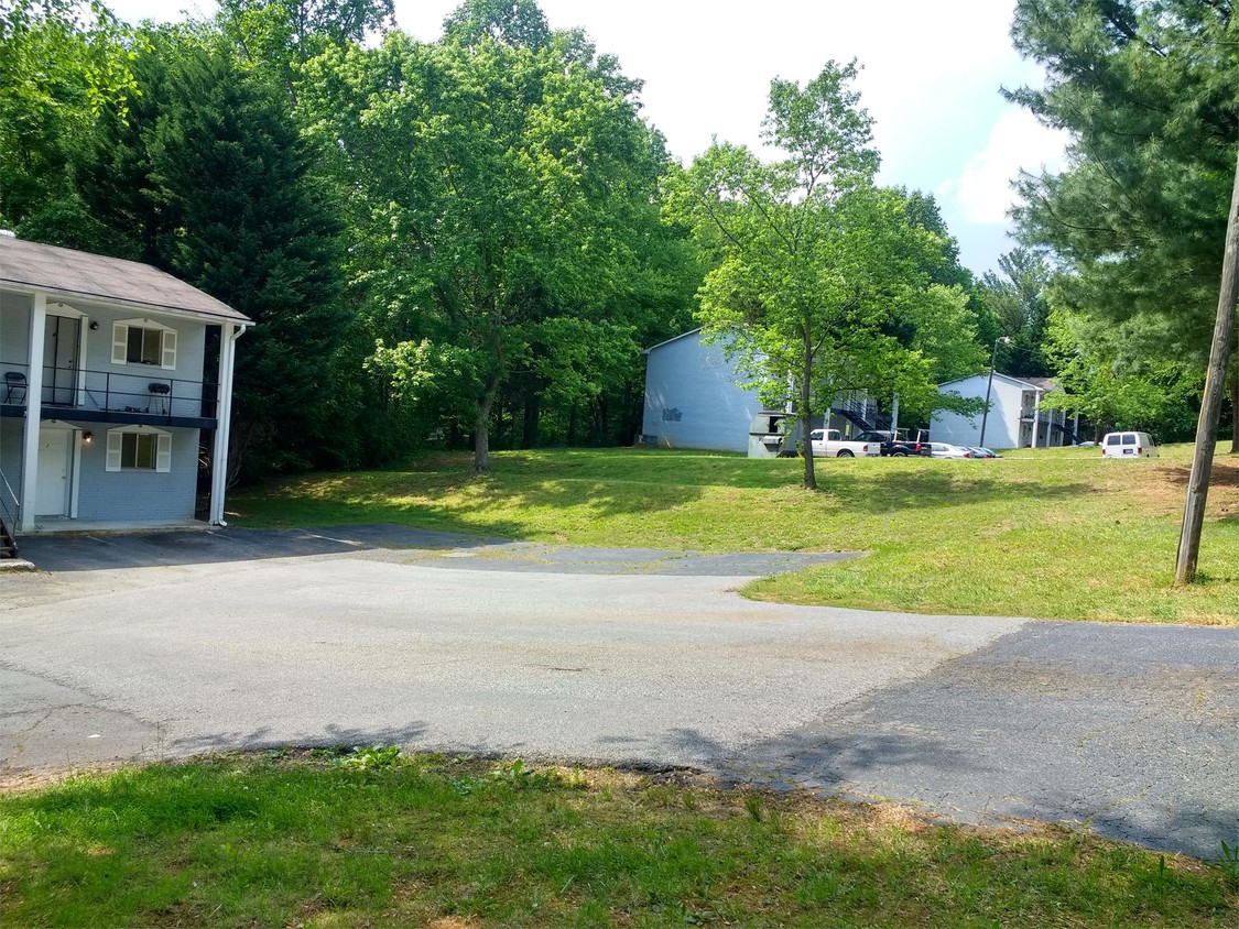 Primary Photo - 3020 Craven St