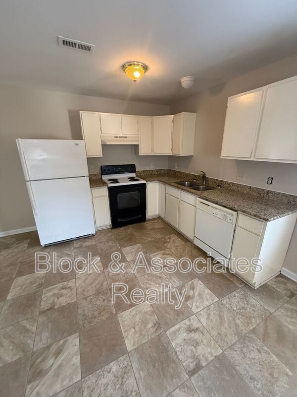 Foto del edificio - 1320 Old Liberty Rd