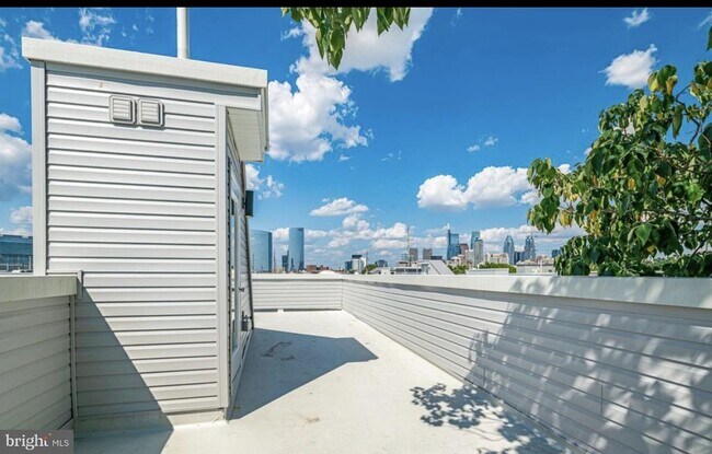 Foto del edificio - 2630 Manton St