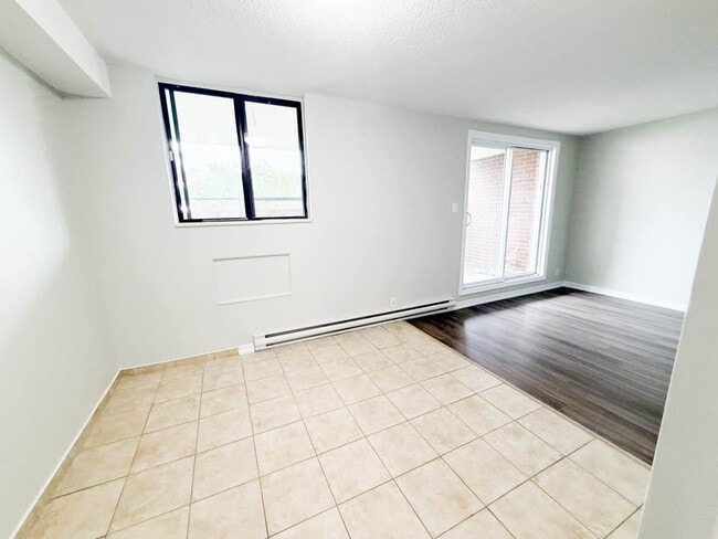 Building Photo - 250 Ste Anne Rd