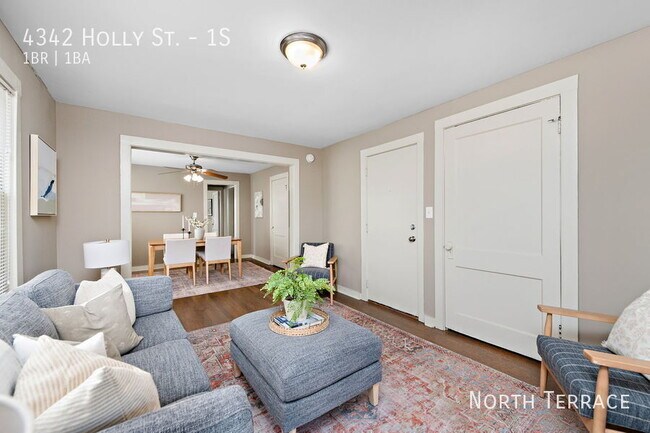 Foto del edificio - 4342 Holly St