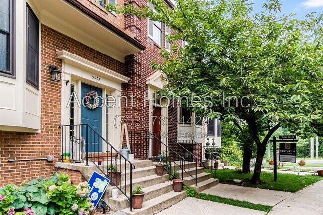 Foto del edificio - 5404 Barrister Pl