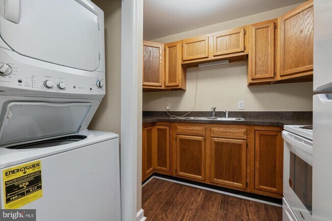 Foto del edificio - 31598 Miller Rd