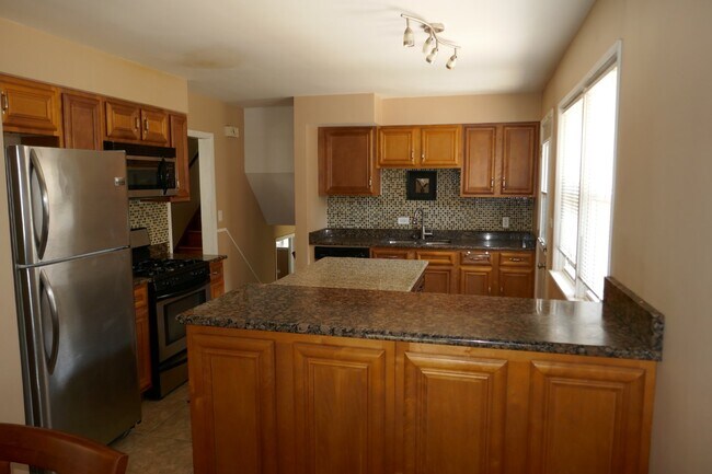 Foto del edificio - 4 Bedroom 2 Bath Home in Morton Grove