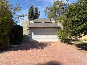 Building Photo - 22661 Spring Lake Ln