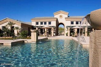 Building Photo - 16013 S Desert Foothills Pkwy