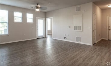 Building Photo - 104 Bettie Mae Wy