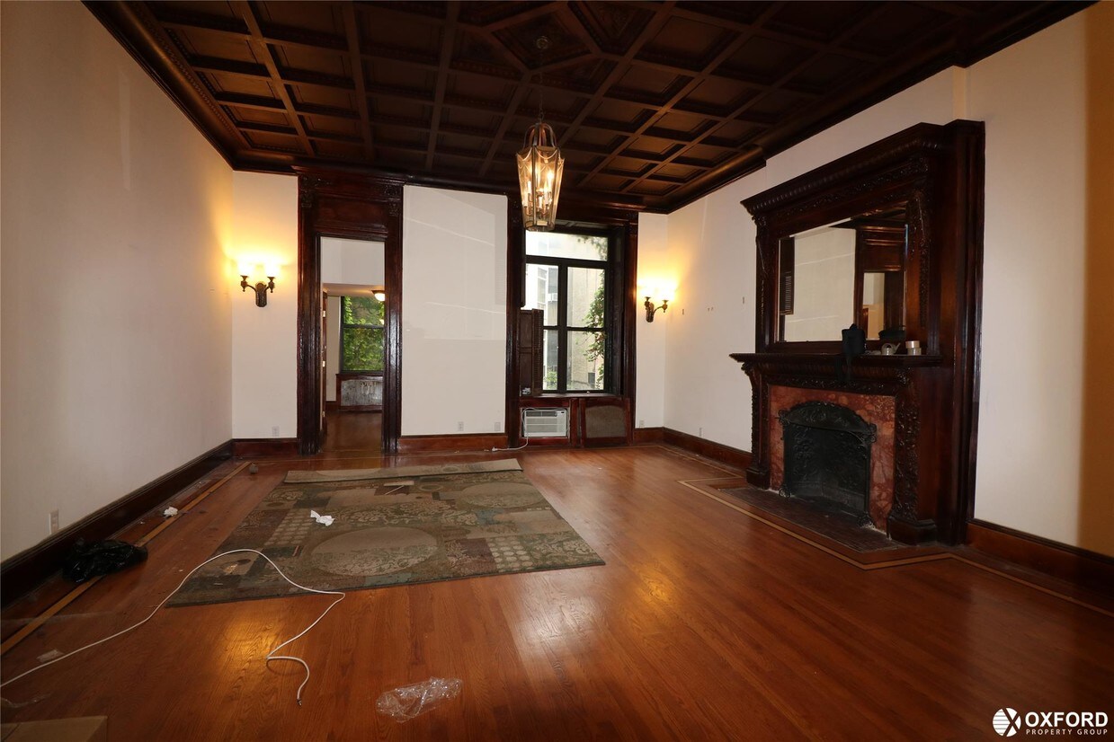 Primary Photo - 47 West 57th Street